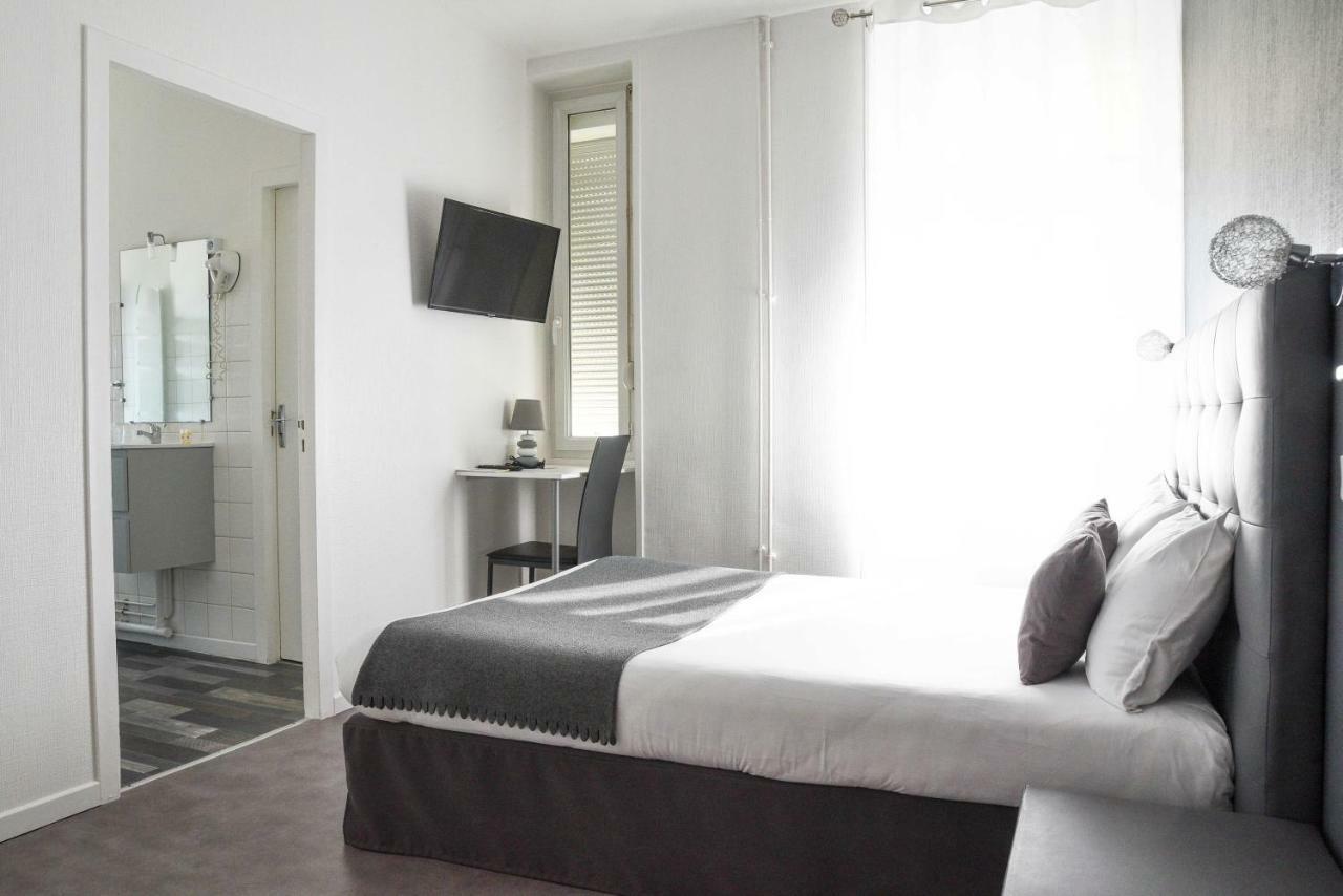 Cit'Hotel L'Europe - Cholet Gare Exterior foto